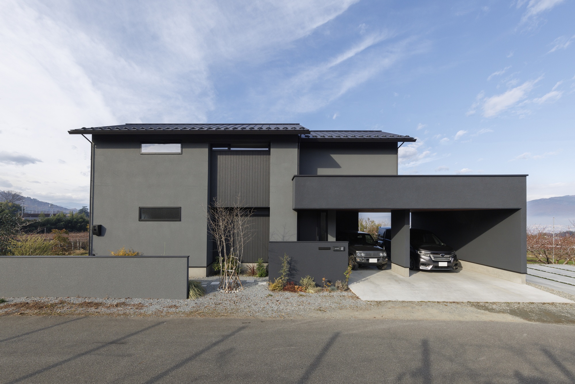 広がる景色を楽しむ邸宅