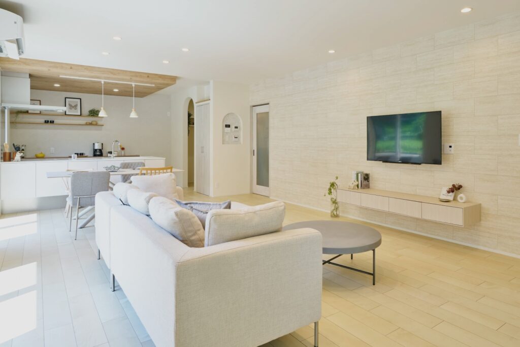 柱がないから叶う、大空間リビングの家