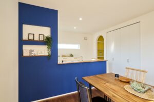 【施工事例】笛吹市に完成。テクノストラクチャーが叶える「柱のない24帖の大空間LDK」