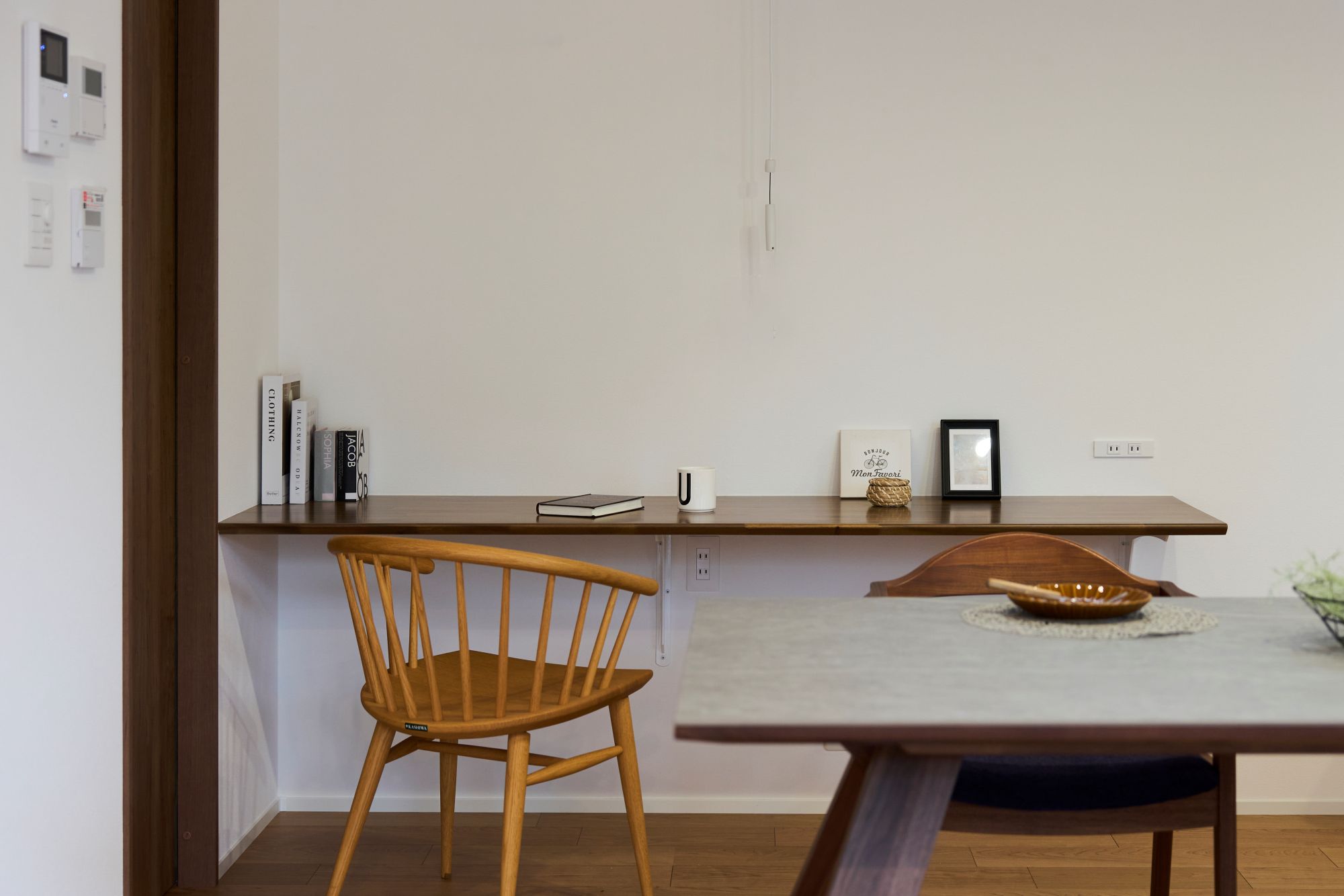 キッチン横のワークスペース